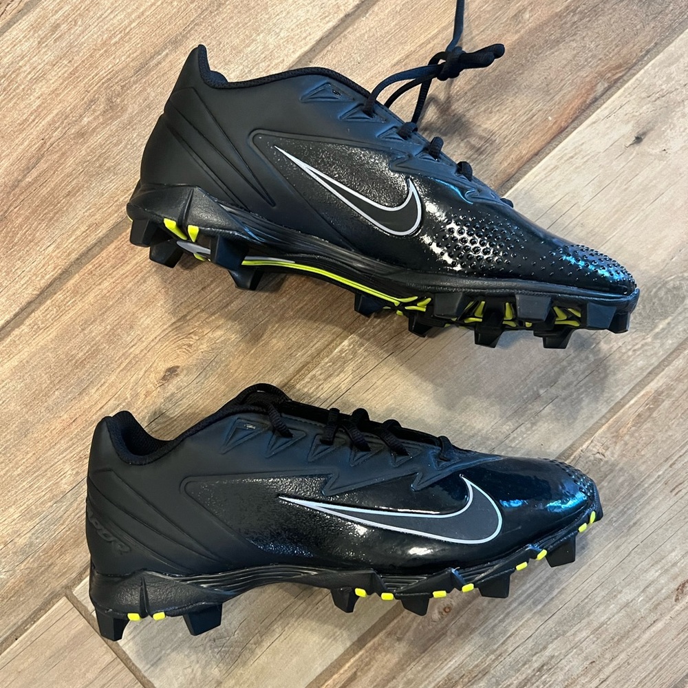 Nike baseball vapor cleats NEW 10